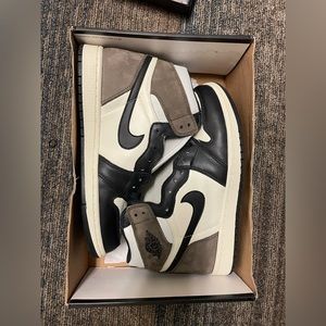 Air Jordan 1 Mocha
